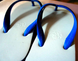 फ्लिप फ्लॉप और चप्पल के बीच अंतर 2 Light Weight Hawai Slippers